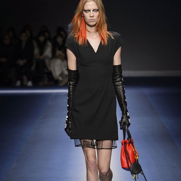 VERSACE LOGO GLOVES - Picture 6 of 7